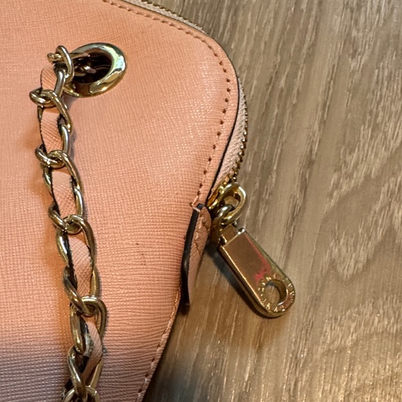 DKNY Blush Crossbody Bag with Chain Strap - Picture 5 of 6